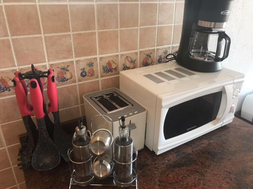 5 Min Walk From Yumbo 310 Apartament *
